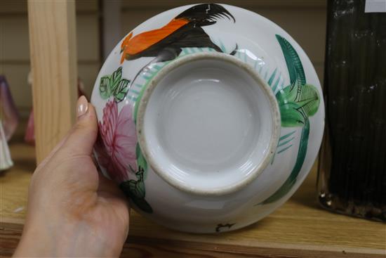 A pair of Chinese famille rose cockerel bowls diameter 17cm